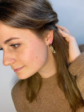 Load image into Gallery viewer, Long chain earrings
